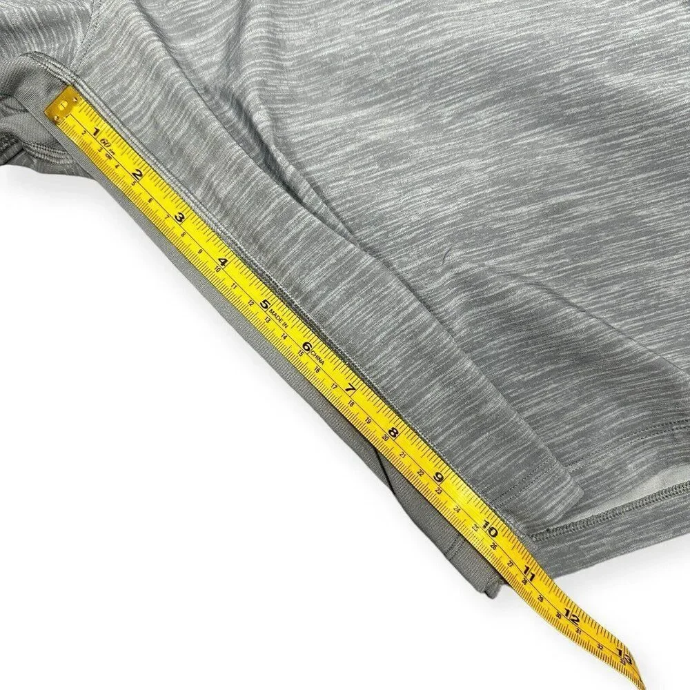 Lululemon Men's Large‎ Grey Unlined Athletic Training Shorts 10.5” Inseam